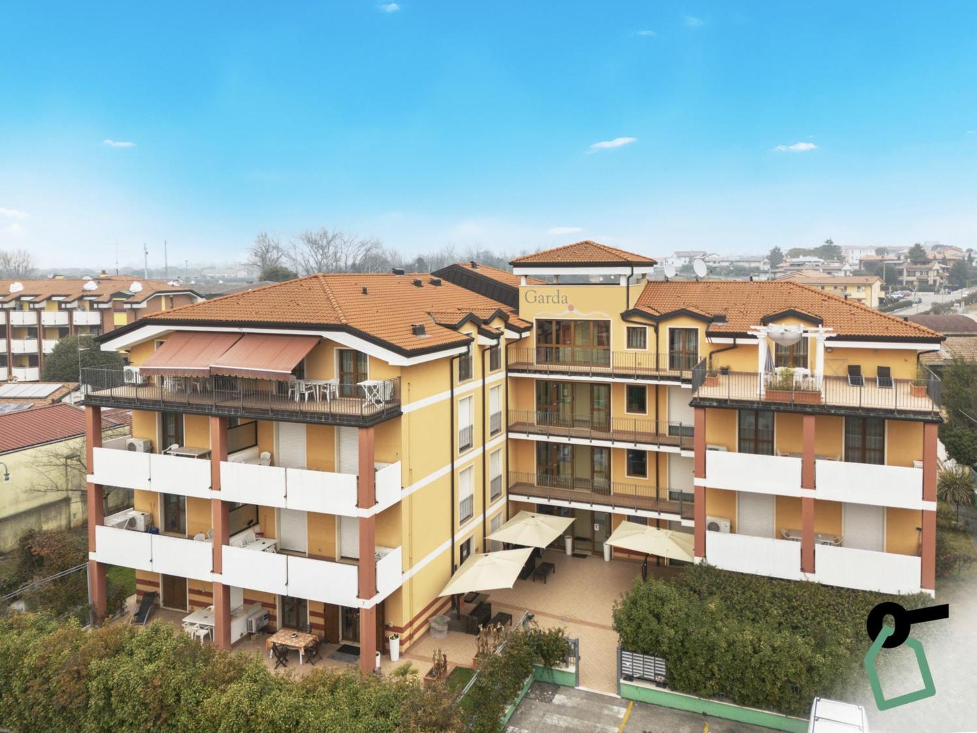 Hotiday Residence Garda Peschiera del Garda Esterno foto