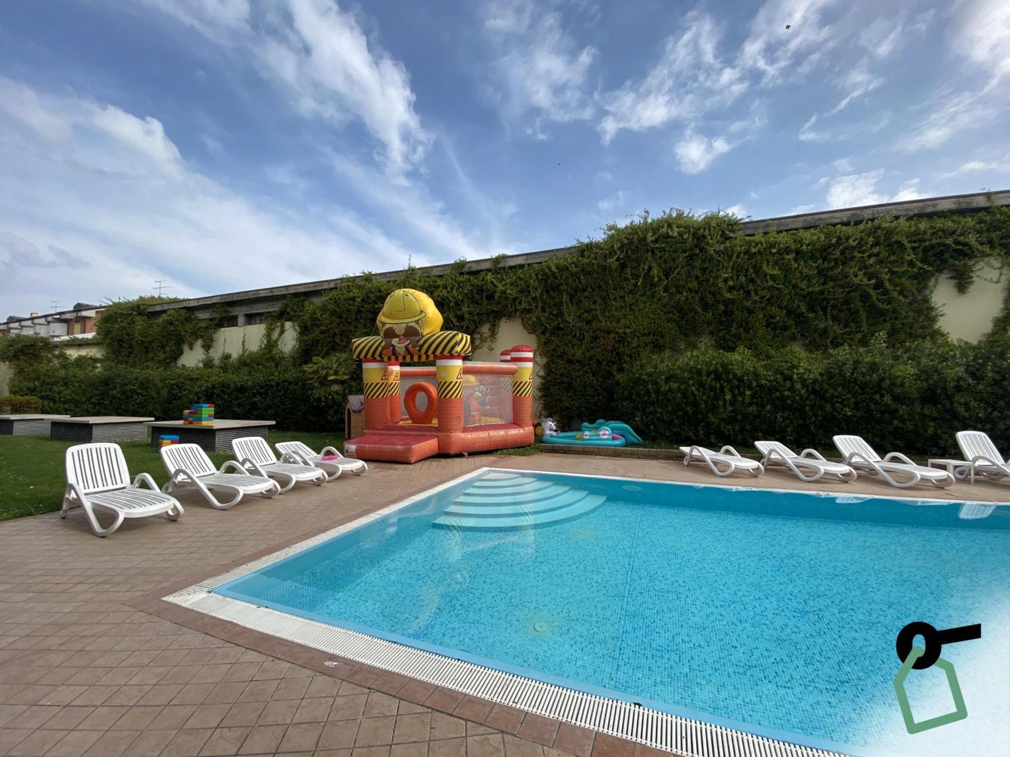 Hotiday Residence Garda Peschiera del Garda Esterno foto